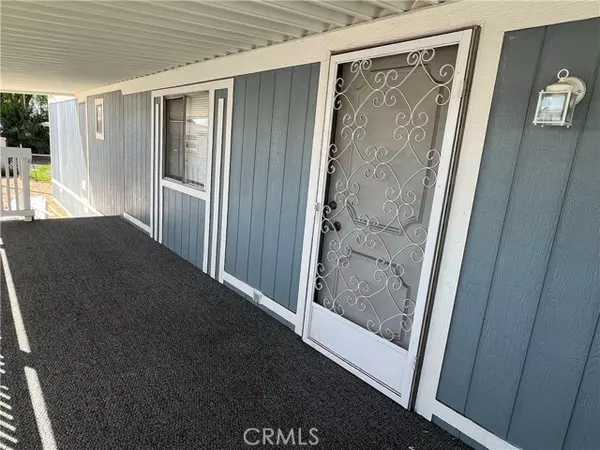 Hemet, CA 92543,220 ELK st #118