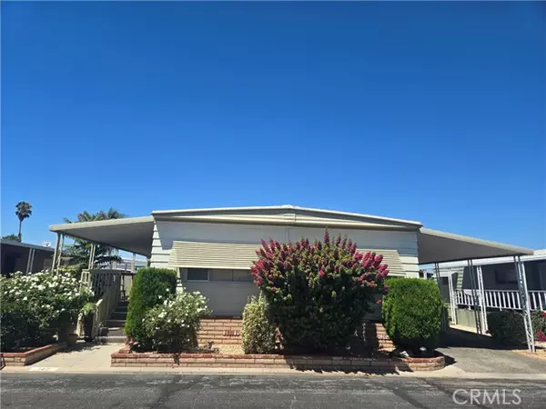 2205 W Acacia Avenue #142, Hemet, CA 92545