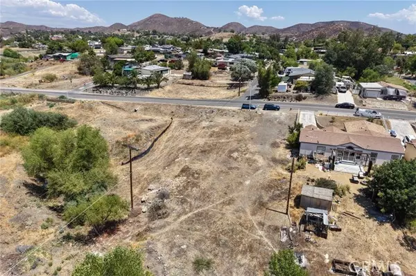 Menifee, CA 92587,28415 Mountain View Place