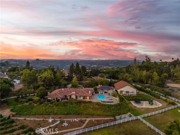 4 Golden Meadow Lane, Fallbrook, CA 92028