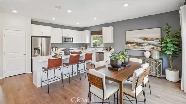 Wildomar, CA 92595,37106 Bush Sunflower Court