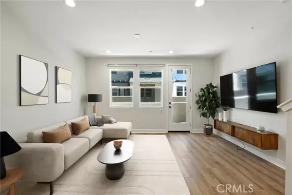La Mesa, CA 91942,7621 University Avenue #103