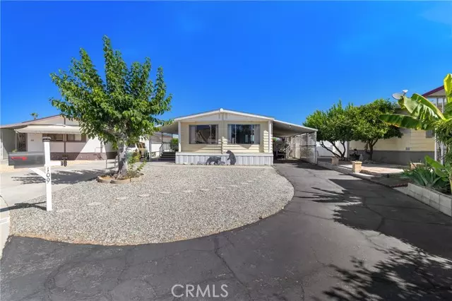 Hemet, CA 92543,575 S Lyon #109