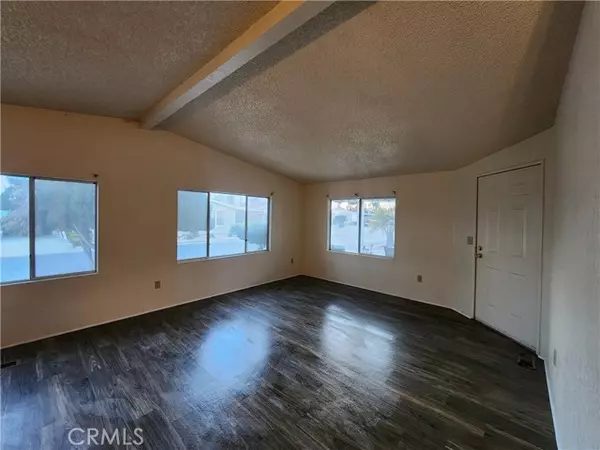 Hemet, CA 92545,1250 N Kirby Street #127