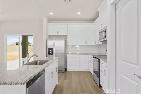 Apple Valley, CA 92307,14853 Indigo Road