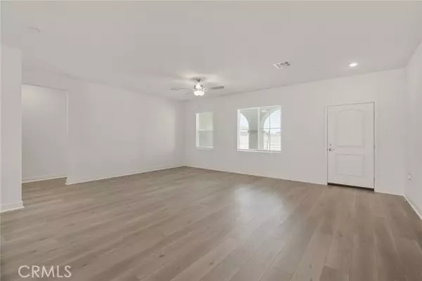 Apple Valley, CA 92307,14853 Indigo Road