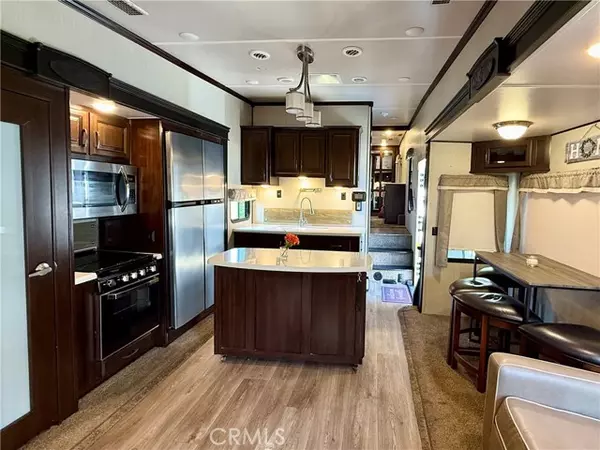 San Jacinto, CA 92583,1244 Bounty Way