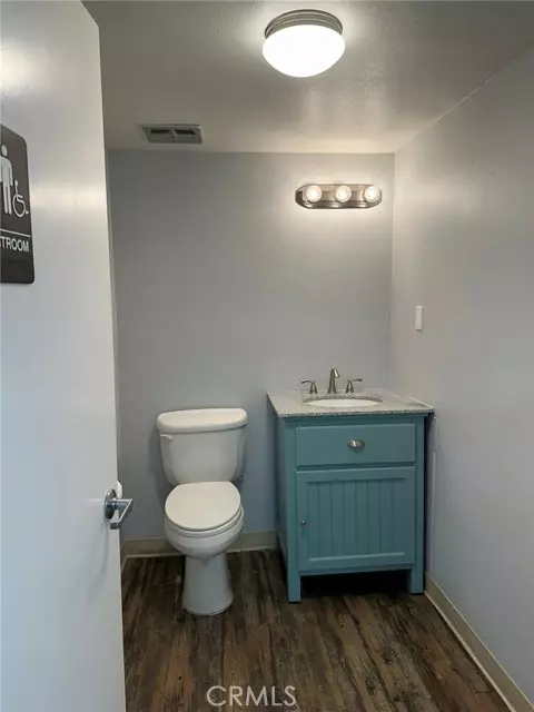 Fountain Valley, CA 92708,9092 Talbert Avenue