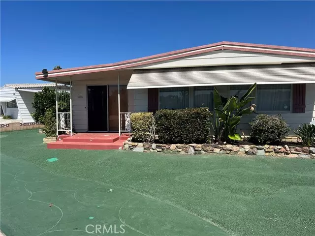 Hemet, CA 92543,900 W Johnston