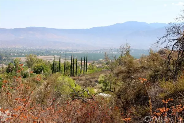 2122 Vista Del Valle, Hemet, CA 92544