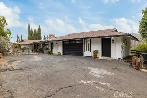 1324 Macadamia Avenue, Fallbrook, CA 92028