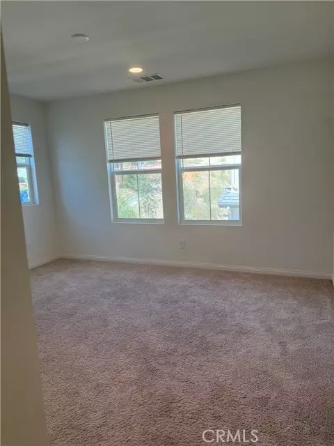 Spring Valley, CA 91977,2822 Juniper Berry