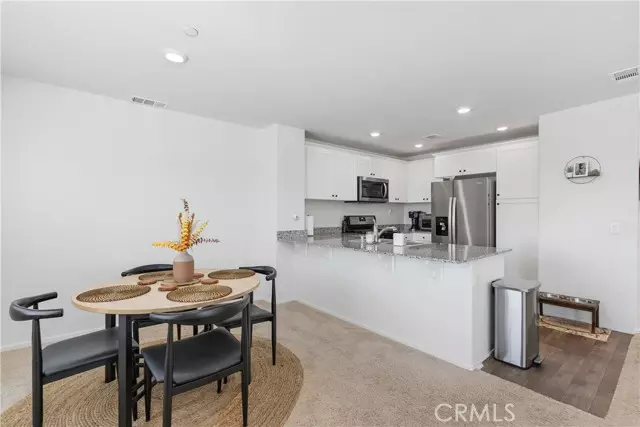 Murrieta, CA 92563,28460 Songbird St #2103