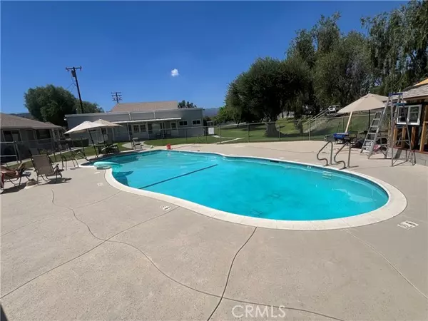 150 E Lakeshore Drive, Lake Elsinore, CA 92530