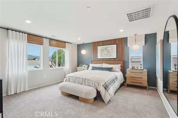 San Jacinto, CA 92582,406 Ivy Crest Drive