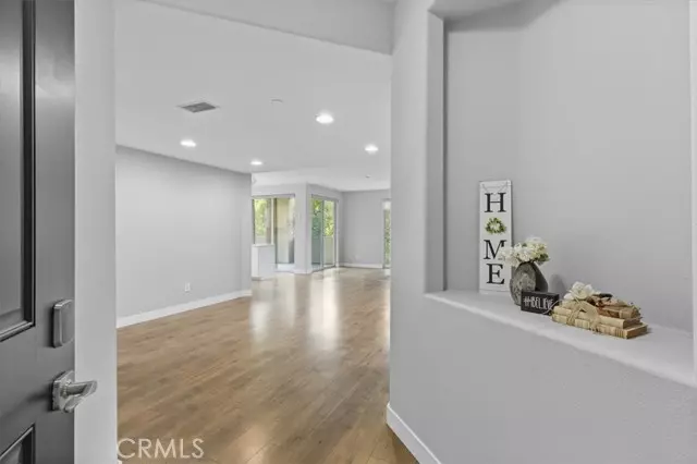 San Diego, CA 92108,8275 Station Village #3201