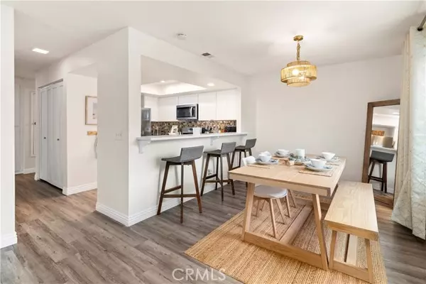 875 Buttercup Road, Carlsbad, CA 92011
