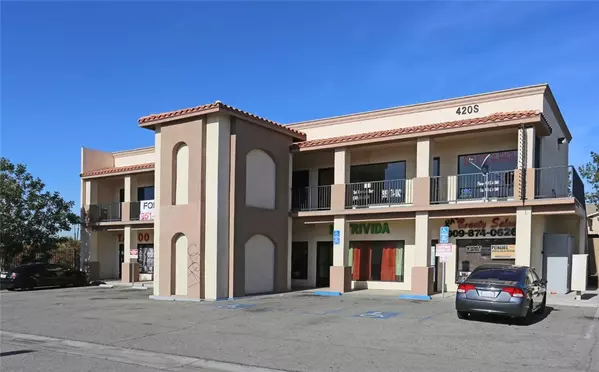 Rialto, CA 92376,420 S Riverside