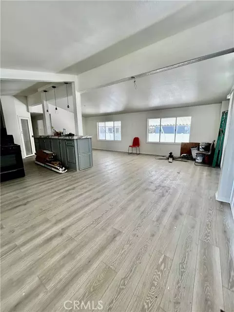 San Jacinto, CA 92583,21100 State st #104