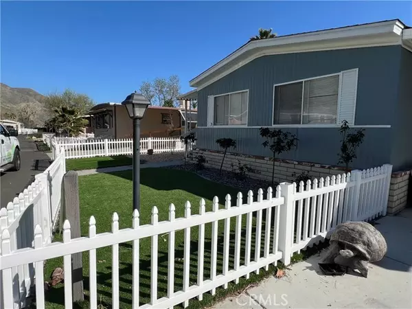 San Jacinto, CA 92583,21100 State st #3