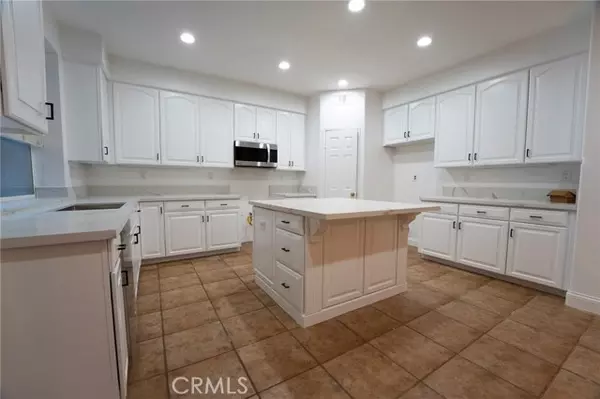 Murrieta, CA 92562,23414 Mount Ashland