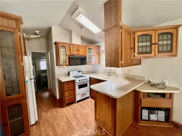 Hemet, CA 92545,1295 S Cawston #496