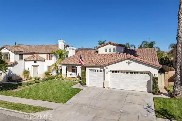 Lake Elsinore, CA 92532,32366 Whispering Willow