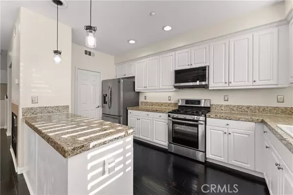 Murrieta, CA 92563,33650 Willow Haven #102