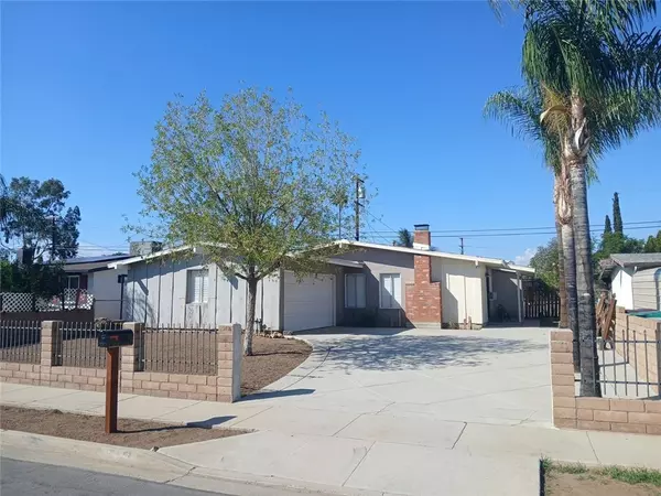 Hemet, CA 92551,25106 Fay