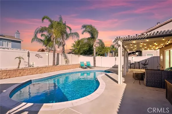 Wildomar, CA 92595,23062 Empire Penguin