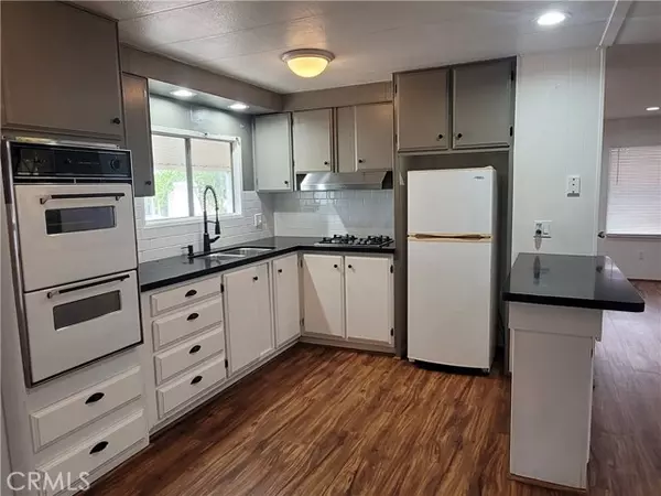 Wildomar, CA 92595,21601 Canyon Drive #4