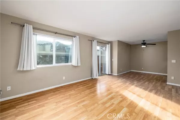 Oceanside, CA 92057,517 Calle Montecito #91