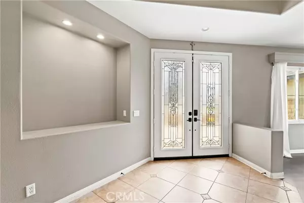 Murrieta, CA 92563,37093 Almond Circle