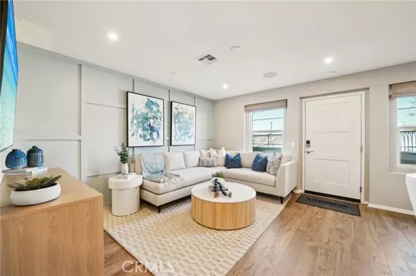 Fontana, CA 92336,16186 Lumia Way