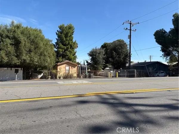 Lake Elsinore, CA 92530,18864 Grand