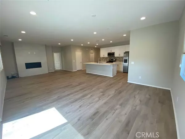 Lancaster, CA 93535,1748 E Holguin