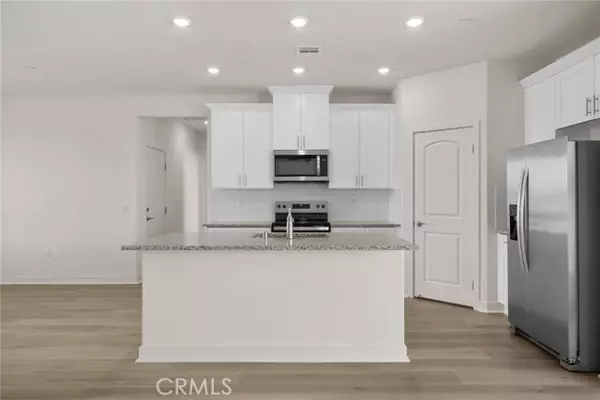 Apple Valley, CA 92307,14811 Indigo