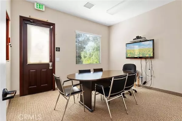 Murrieta, CA 92562,41700 Ivy