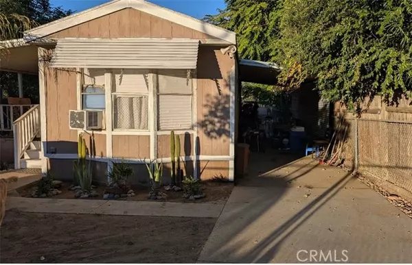 Wildomar, CA 92595,21736 Grand