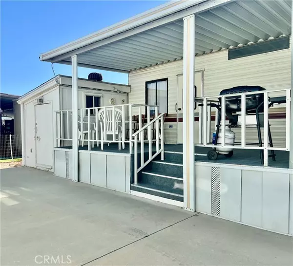 San Jacinto, CA 92583,1417 Western