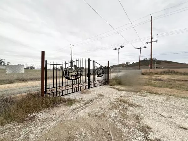 Winchester, CA 92596,33761 Leon Rd