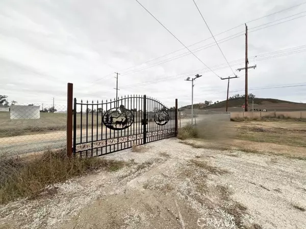 Winchester, CA 92596,33761 Leon Rd