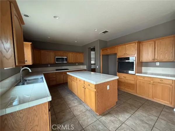 Perris, CA 92571,1264 Reisling