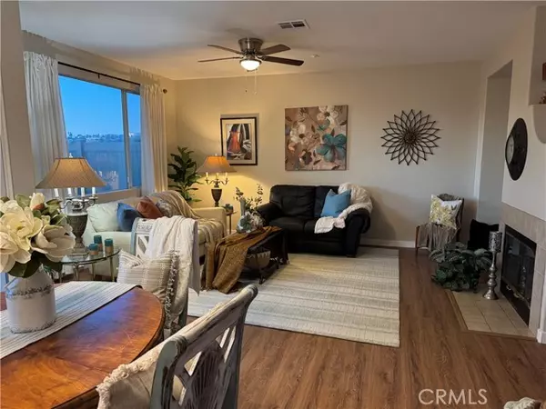 Murrieta, CA 92563,39213 Anchor Bay #B