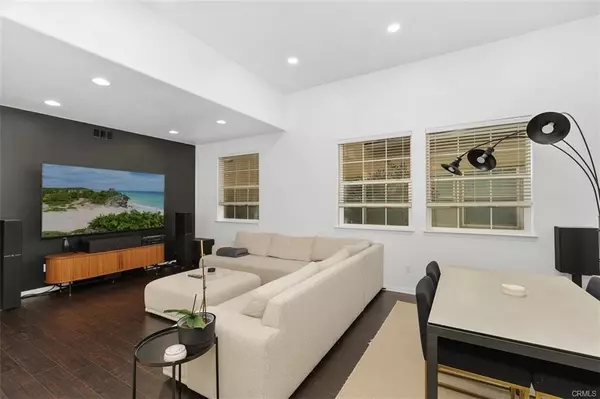 Murrieta, CA 92563,30095 Mickelson