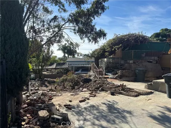 Perris, CA 92570,382 Altura