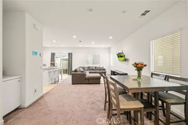 Moreno Valley, CA 92555,27166 Canyon Rock Court