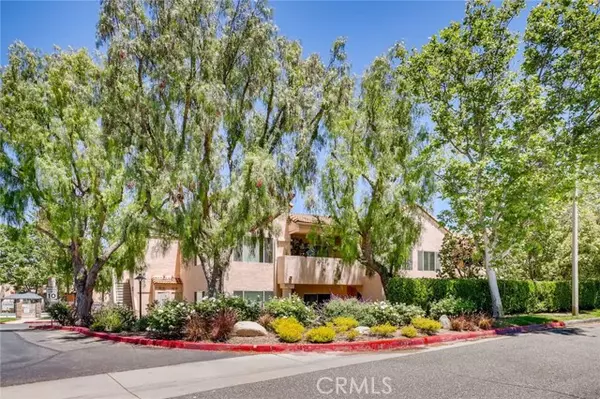 21314 Nandina Lane #202, Newhall (santa Clarita), CA 91321