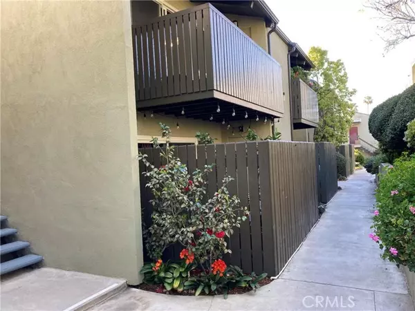 4933 Indian Wood Road #462, Culver City, CA 90230