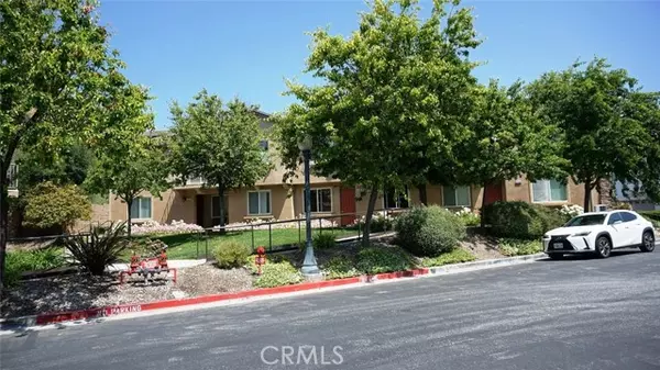 Canyon Country (santa Clarita), CA 91351,27949 Avalon Drive